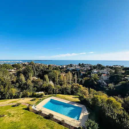 Seaview Terrace: Modern 2-bedroom With Pool * Cannes